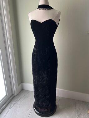 Vintage Black Velvet Strapless Evening Dress